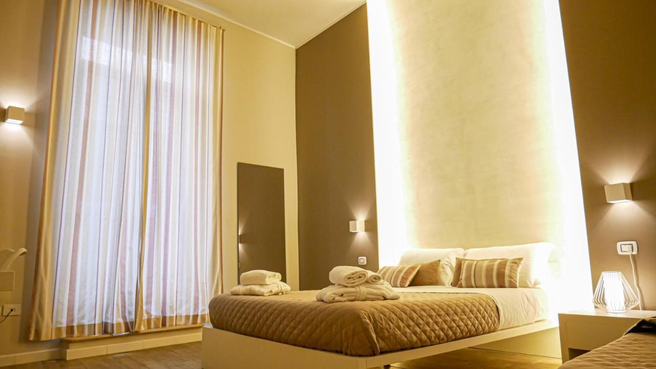La Banchina Holiday Rooms Trani Exteriör bild