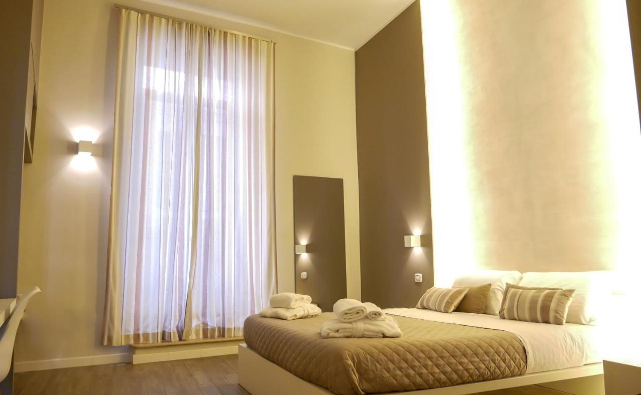 La Banchina Holiday Rooms Trani Exteriör bild