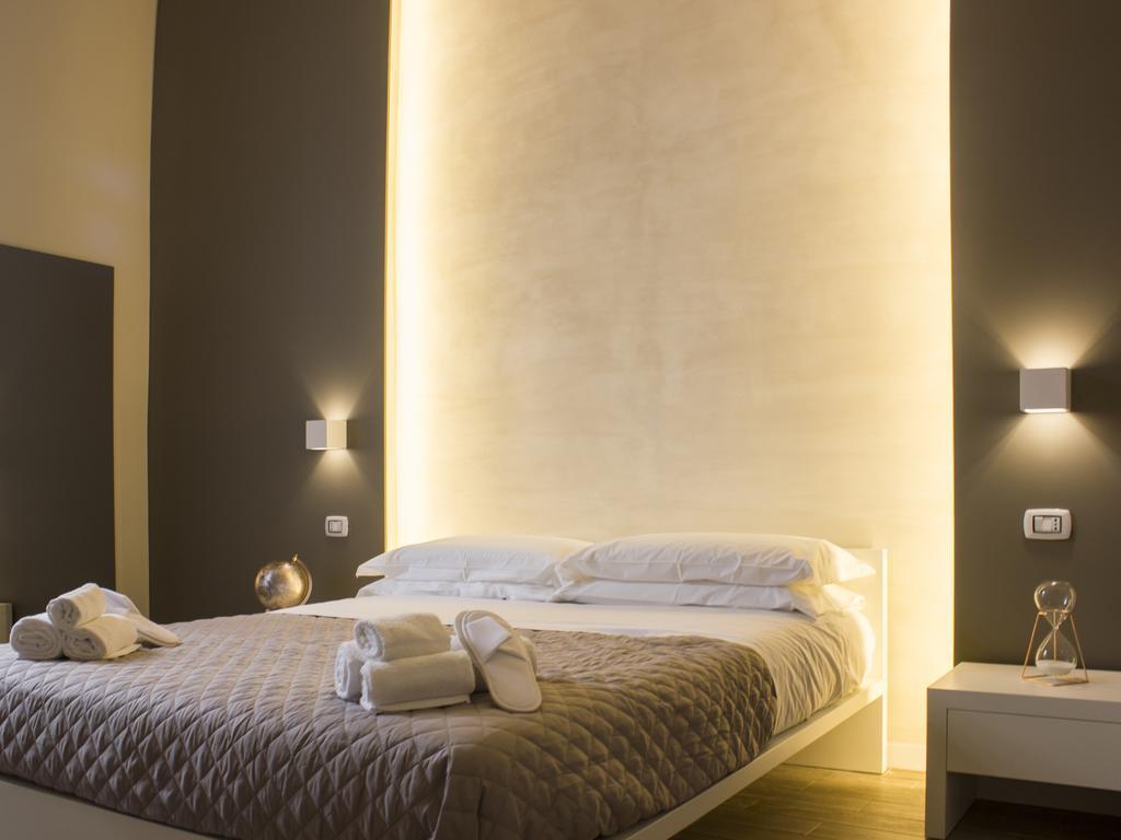 La Banchina Holiday Rooms Trani Exteriör bild