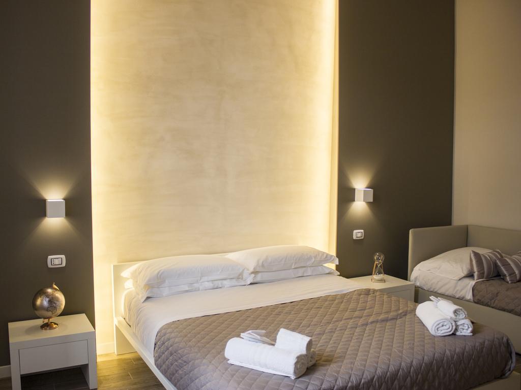 La Banchina Holiday Rooms Trani Exteriör bild