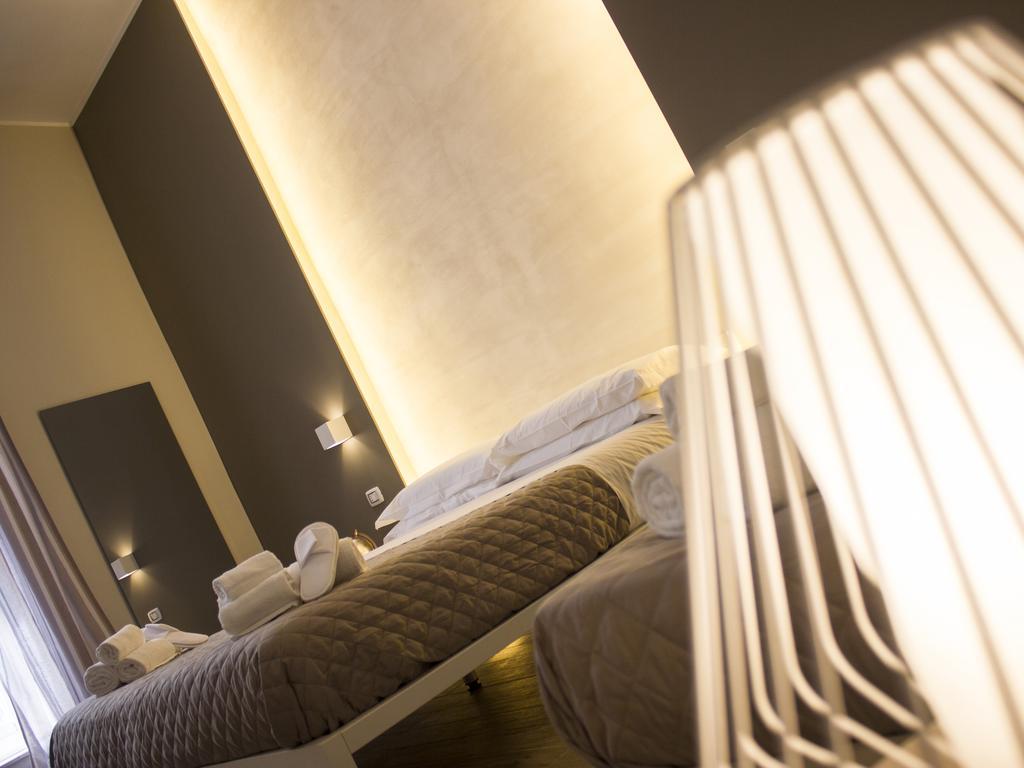 La Banchina Holiday Rooms Trani Exteriör bild