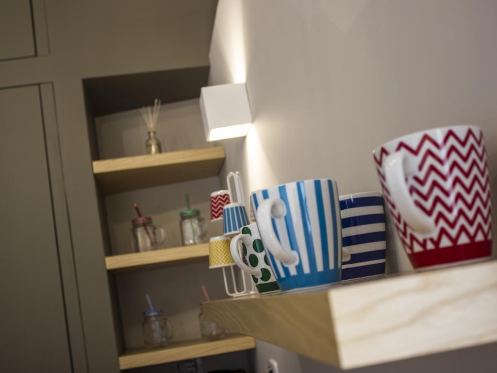 La Banchina Holiday Rooms Trani Exteriör bild
