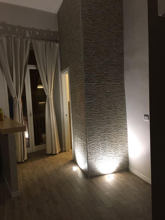 La Banchina Holiday Rooms Trani Exteriör bild