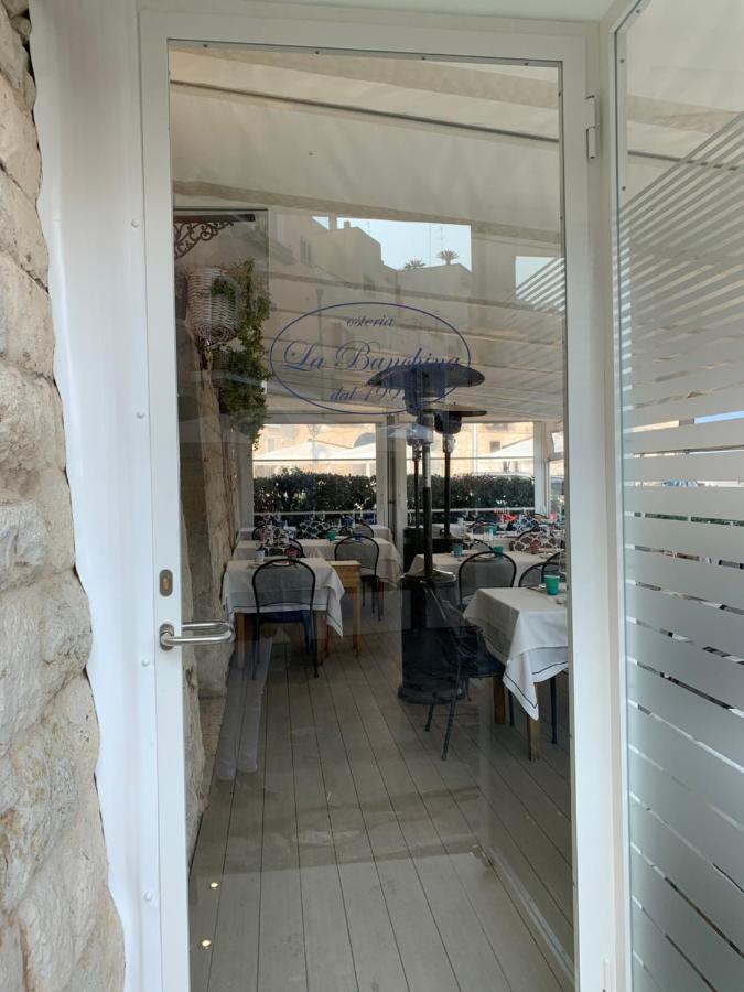 La Banchina Holiday Rooms Trani Exteriör bild